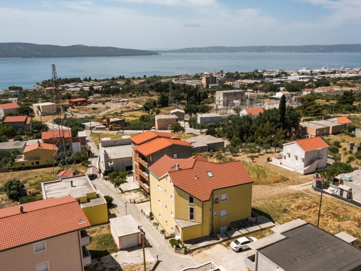 3 Bedrooms Apartman Dmt Kaštela Exterior foto