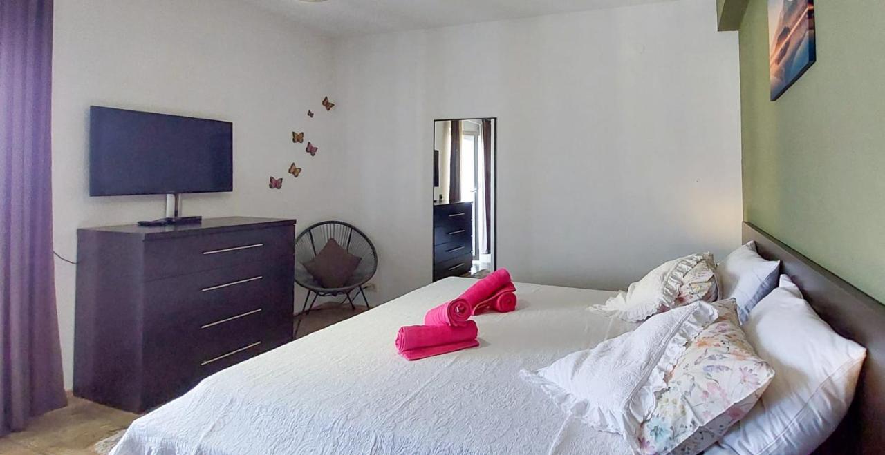 3 Bedrooms Apartman Dmt Kaštela Exterior foto
